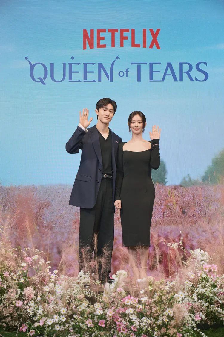 郭東延（左）劇中是金智媛的弟弟，與李主儐扮夫妻。Netflix提供