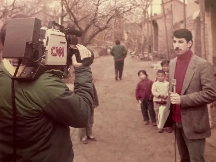 齊邁可1984年在西安採訪。中央社