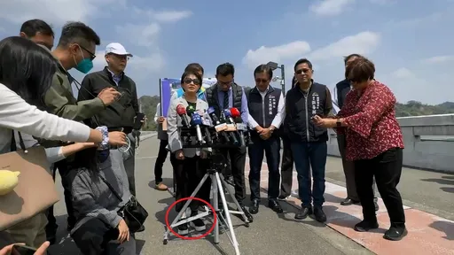 视察石冈坝脚下袜子竟不同色 卢秀燕:呼应世界唐氏症日
