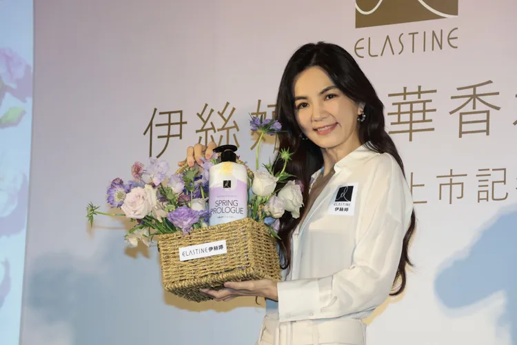 伊絲婷春日戀曲奢華香水洗髮精，600ml／339元。莊宗達攝