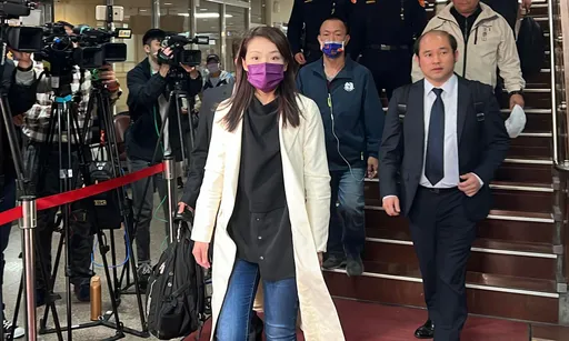 高虹安出庭提交2千頁證據！不認詐助理費　檢批問題是這個