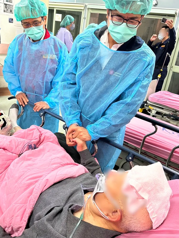 高市長陳其邁探視傷者。市府提供