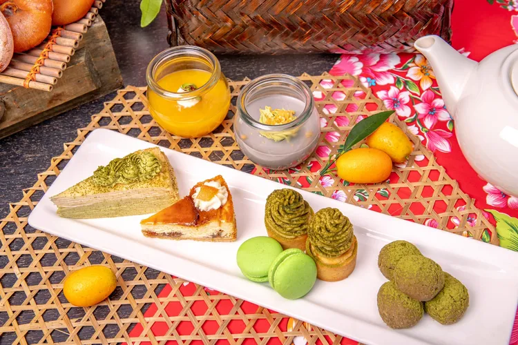 點心坊也同步推出運用桔醬、擂茶元素改良的西式客家風味甜點：客家擂茶餅乾、擂茶蒙布朗、金棗桔凍等。業者提供