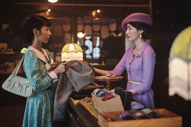 田中千繪（右）和傅孟柏老婆邵雨薇各有各的心知肚明。欣蘭企業提供