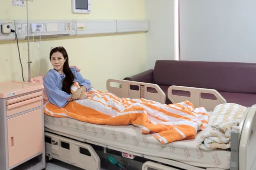 百萬作家「臉色發黃」急住院 驚見2.3公分腫瘤!傻眼高階健檢沒驗到