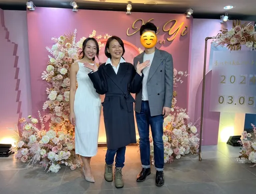 金钟影后柯淑勤今嫁女儿!她笑拍华侨女婿肩「这孩子很乖,我放心」