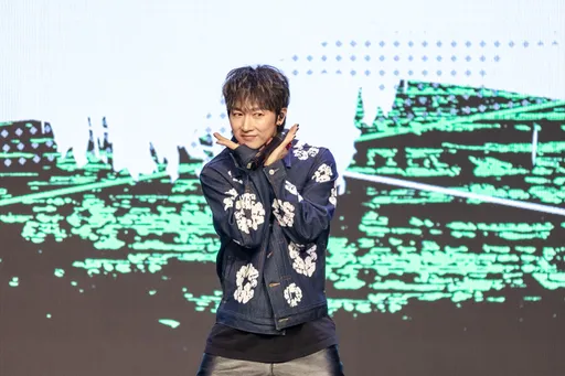 韓國舞王張佑赫嗨跳H.O.T.兩夯曲!唱一半驚喊「又不能脫掉褲子」