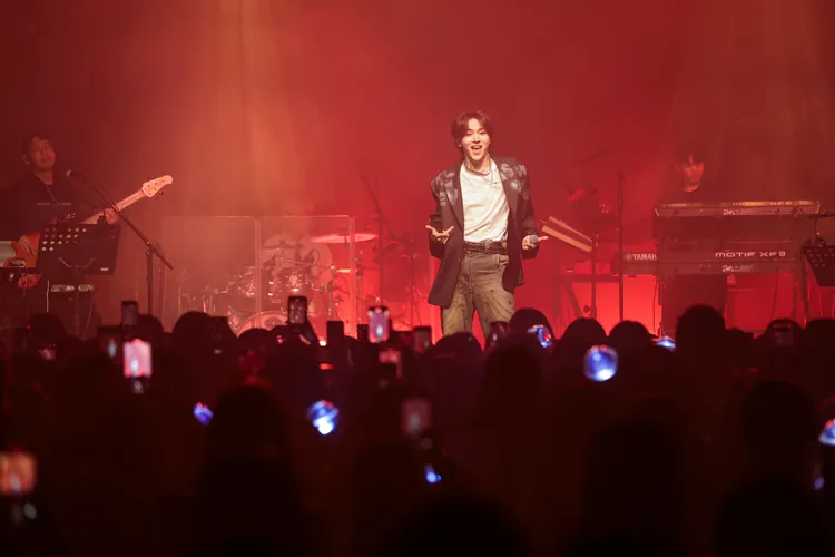 KINO又唱又跳，還帶來翻唱歌曲。星月文創提供