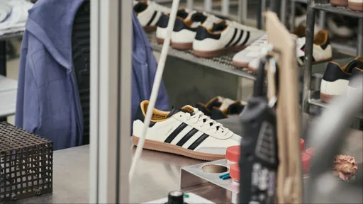 adidas Samba携手联名话题王JJJJound 下周开卖有望成爆款