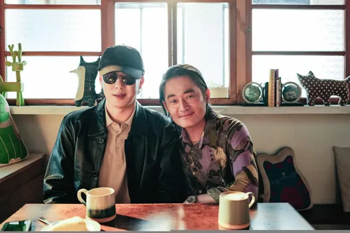 蕭煌奇超英勇！咖啡廳制伏詐騙犯畫面曝光