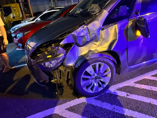 男搭小黃上國道 不明原因「開車門」!先後遭5車輾斃