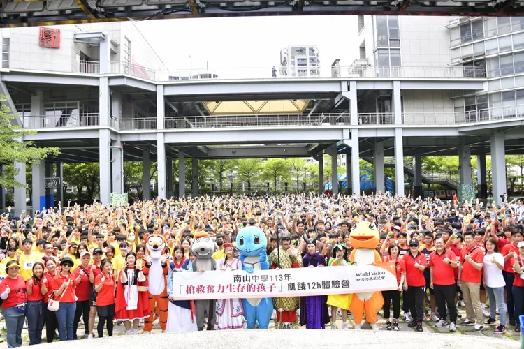 南山中學響應飢餓三十邁入第十三年，今年家長會公益捐款突破11萬元，為歷年之最。校方提供