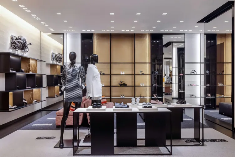 香奈兒新光三越台中中港店全新鞋履專賣店。品牌提供