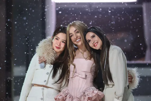 郭書瑤登《浪姐5》初舞台 與2國際姐姐心手相連好有愛