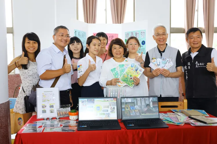 黃敏惠感謝各校積極推動閱讀教育。市府提供