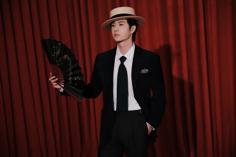 王一博往電影圈發展。翻攝YIBO-OFFICIAL微博