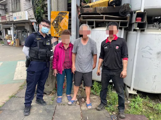 老婦陪兒孫到公園散步卻迷失方向　大園警協助找家人