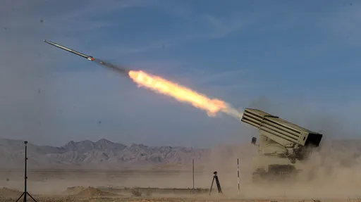 發動攻擊！伊朗證實發射無人機與飛彈　美重申堅定支持以色列