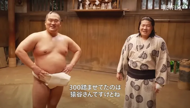 澤田賢澄（左）與《相撲聖域》男主角一之瀨亘。翻攝chiyonoshin_99 X