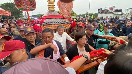 大甲媽祖進彰化!估午夜通過民生地下道 顏清標再喊話:別搶轎