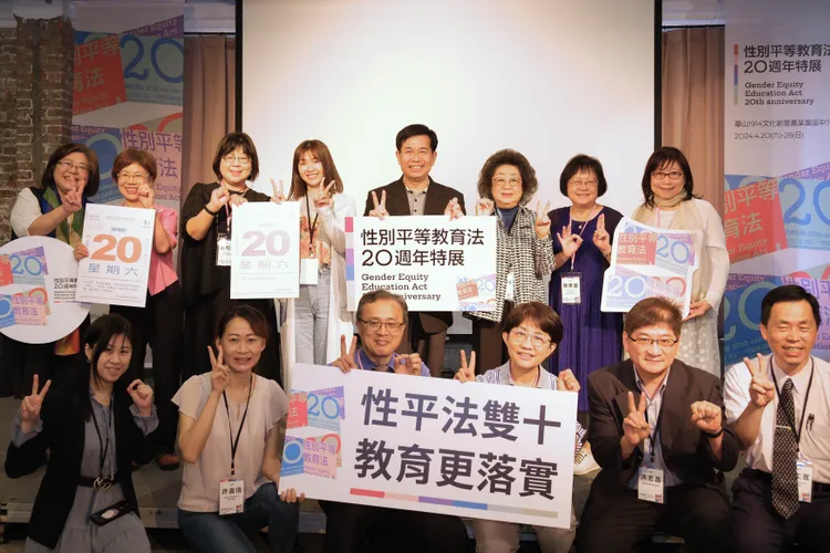 開幕式合影。教育部提供