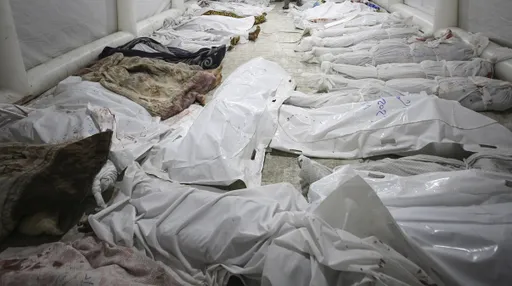 加薩走廊南部醫院亂葬崗 當局稱挖出近200具遺體