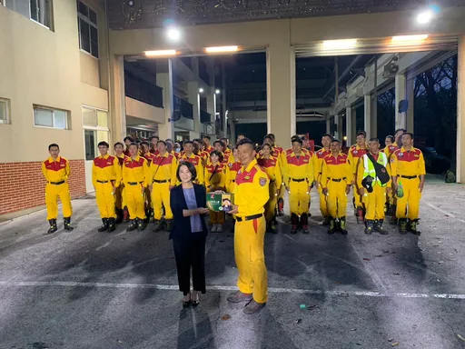 任務結束！屏東縣搜救隊支援花蓮大地震返回　周春米縣長親自歡迎