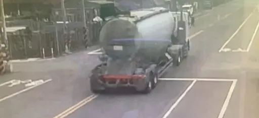 「殺人凶器」趴趴走!彰化油罐車蛇行 駕駛遭攔查酒測值超高的