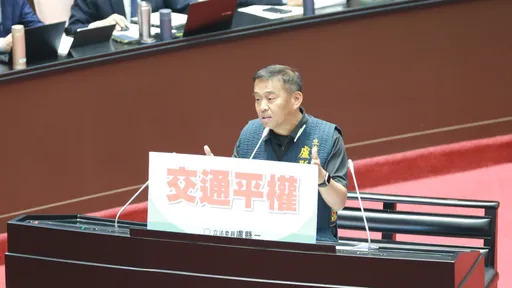 藍委盧縣一「幽靈投票」 網友灌爆臉書:宋七力親傳大弟子