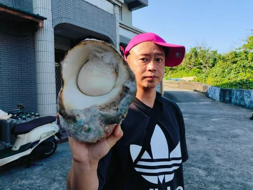 周杰倫麻吉出事了　觸摸抹香鯨犯眾怒道歉