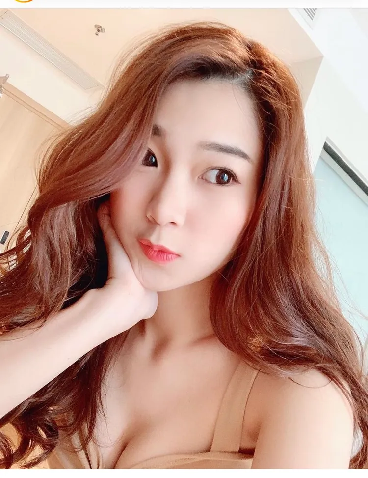 17LIVE直播主沐容。翻攝自沐容IG