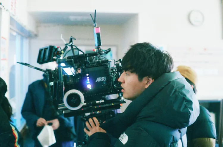 28歲的奧山大史是入選坎城影展一種注目最年輕的日本導演。翻攝COMME DES CINEMAS