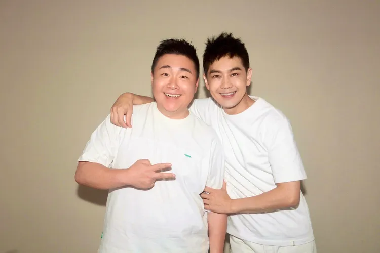 林志穎（右）、郝劭文（左）久違同框。翻攝自林志穎臉書