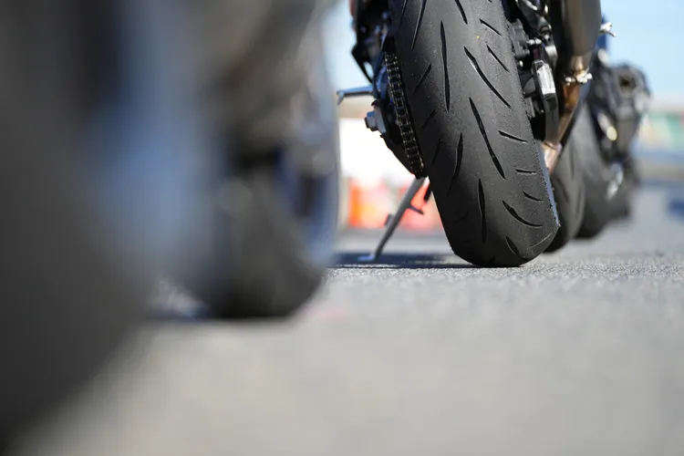 因BRIDGESTONE HYPER SPORT S23深受市場好評，崇記貿易宣布持續追加訂單以滿足消費者的需求。業者提供