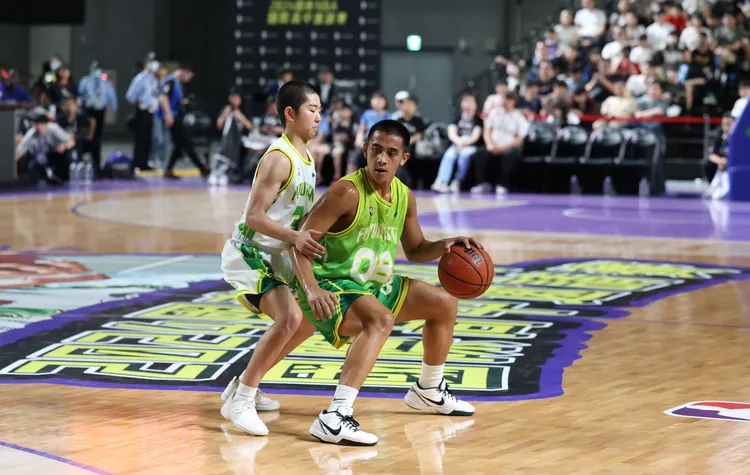 林現惟(右)。國泰