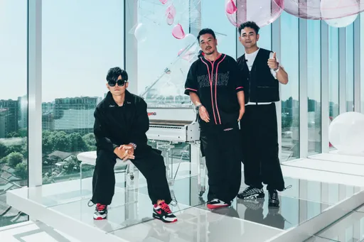 Nike Air 與音符的綺幻創想　——耐克攜手PHANTACi再度呈現‘The Grand Piano’ Air Max 1