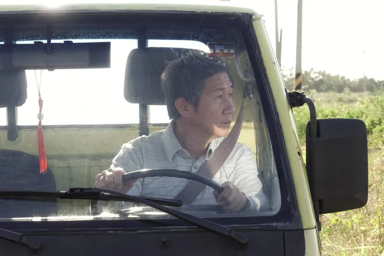 陳文彬詮釋老邁的貨車司機「阿禾」。公視提供