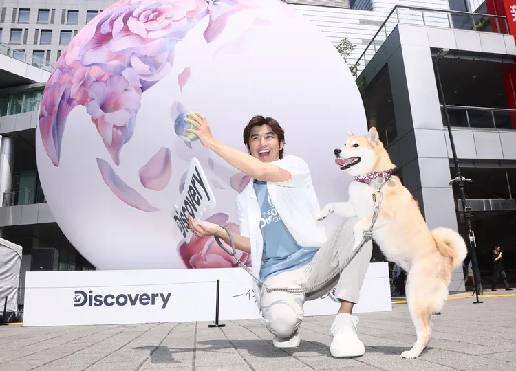 陳柏霖和愛犬Afur在活動現場玩開了。彭欣偉攝