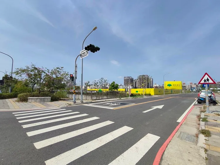 國泰建設鹽行國中案開價每坪突破5字頭。葉家銘攝