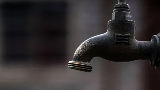 56歲男「性侵公園水龍頭」拍淫照　坦言菊花摩擦為滿足性慾