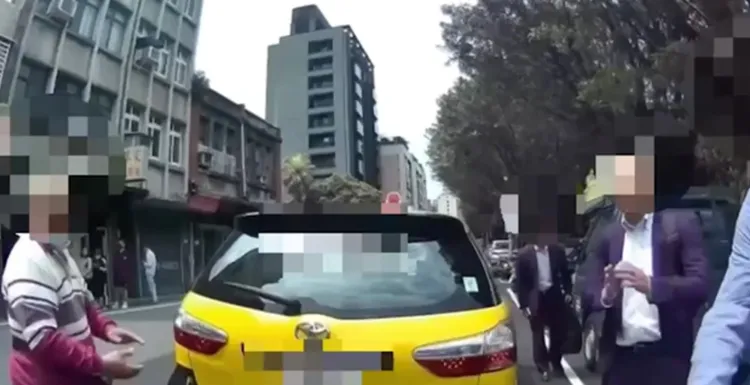 警方聯繫上計程車司機。翻攝畫面