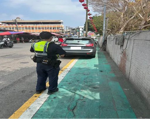 台中標線型人行道淪停車場 1年違停破千件!即日起專案大執法