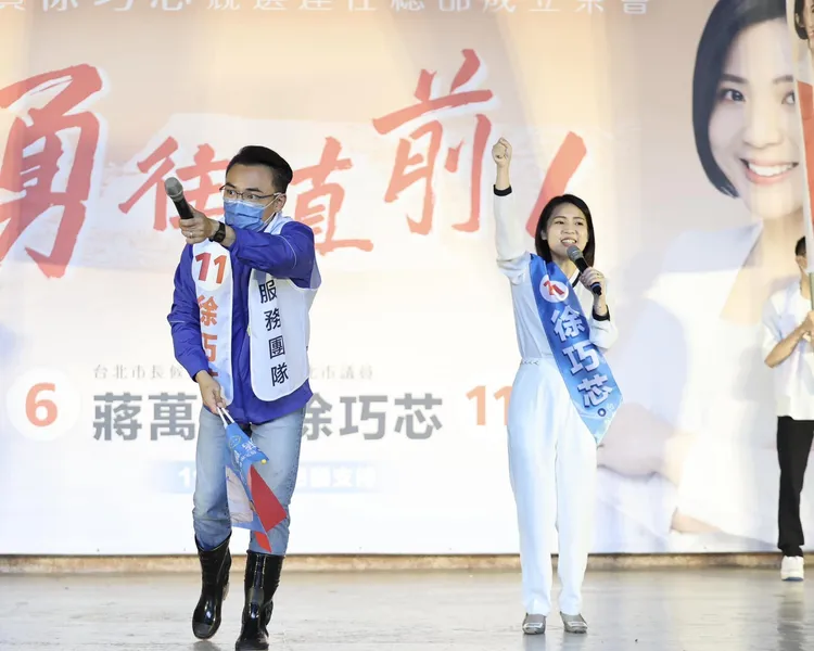 國民黨立委洪孟楷（左）說，他眼中的徐巧芯（右）是嫉惡如仇的人。翻攝自洪孟楷臉書