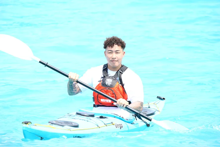 郭泓志光1個上午就落水3次。攝影中心攝