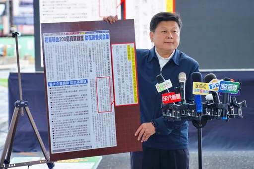 傅崐萁槓側翼「花蓮善款依法行政」! 再嗆雙標「陳菊花3900萬建裝置藝術」