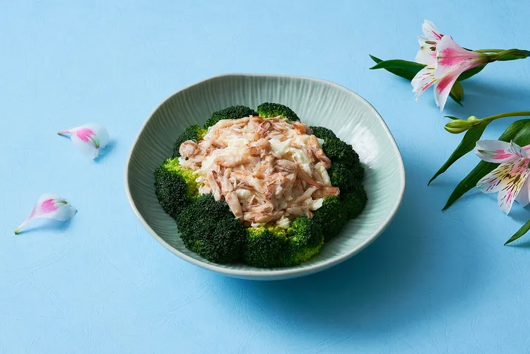 碧綠蟹肉扒鮮奶。業者提供