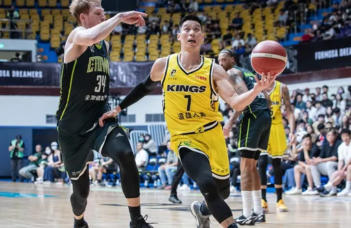 林書豪歸隊只打10分鐘就砍13分　國王大勝夢想家中止4連敗