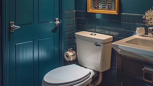 徵才強調「女生優先錄取」　男老闆公司女廁裝攝影機偷拍1年