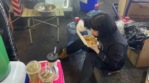 手搖飲300店2年倒光虧4400萬 女老闆「狼狽擺地攤」揭8字敗因