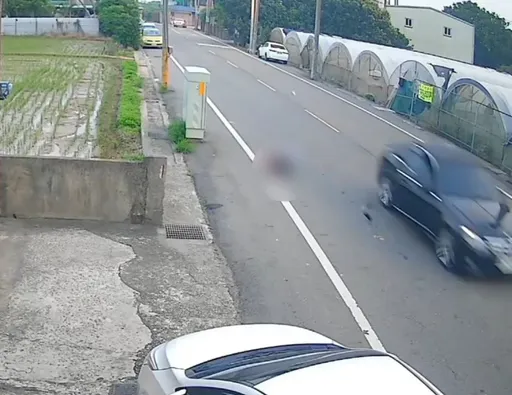 驚悚影片曝光!情侶爭吵女子跳車亡 男友過失致死送辦